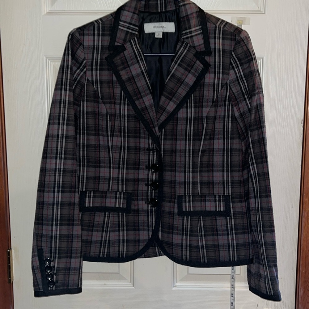 VTG-Merona-M-gray-English cut, classic squares& stripes design, blazer/jacket.